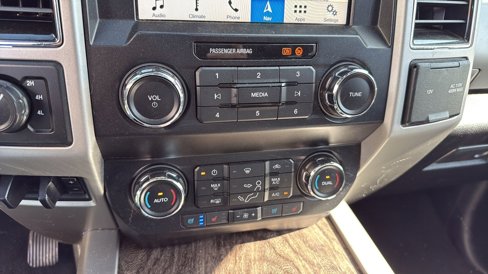 Used 2019 Ford F250 Lariat w/ Lariat Ultimate Package image 21