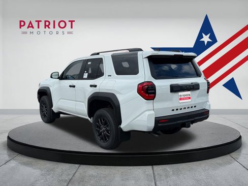 New 2025 Toyota 4Runner SR5 image 3