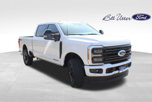 New 2025 Ford F250 Platinum image 2