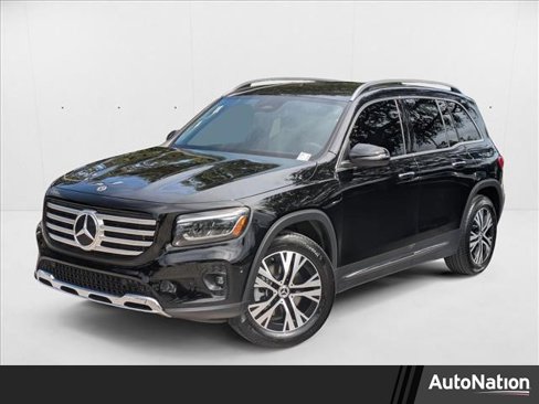 Used 2025 Mercedes-Benz GLB 250 image 1