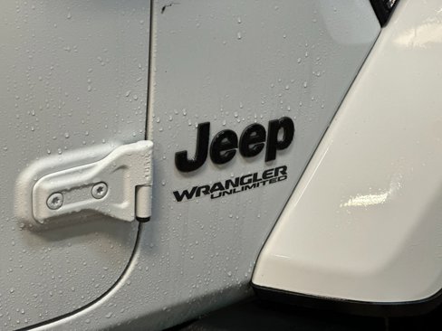 Certified 2021 Jeep Wrangler Unlimited Sahara image 26