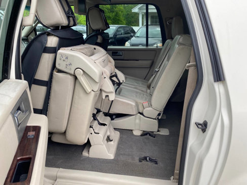 Used 2007 Ford Expedition EL Limited image 28
