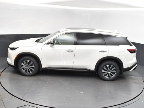 Certified 2025 INFINITI QX60 Pure image 33
