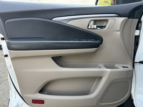 Used 2020 Honda Pilot EX image 31