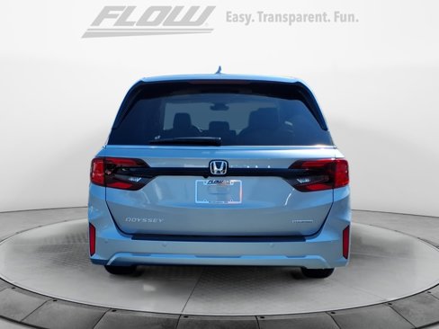 New 2026 Honda Odyssey Touring image 6