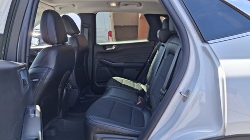 New 2025 Ford Escape SE w/ Class II Trailer Tow Package image 8