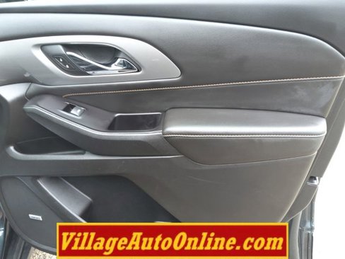 Used 2020 Chevrolet Traverse LT w/ LT Premium Package image 37