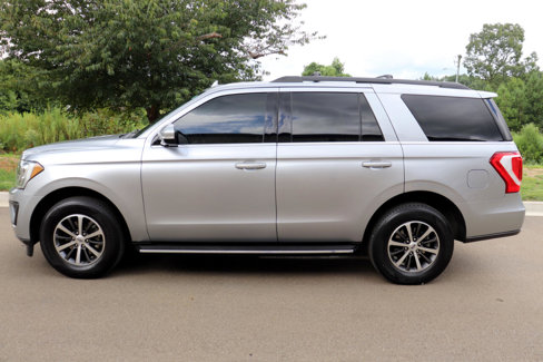 Used 2020 Ford Expedition XLT w/ Equipment Group 202A image 9
