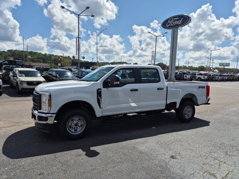 New 2026 Ford F250 XL w/ FX4 Off-Road Package image 2