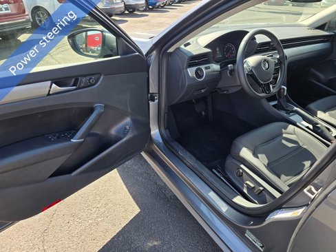 Used 2022 Volkswagen Passat 2.0T SE image 21