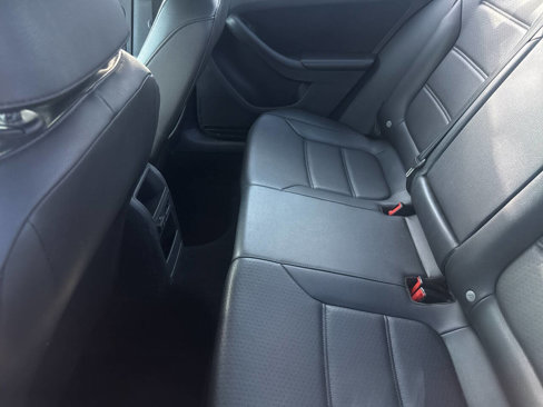Used 2014 Volkswagen Jetta SE image 7