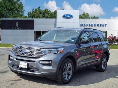 Certified 2024 Ford Explorer XLT w/ Equipment Group 202A image 2
