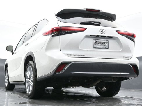 Used 2022 Toyota Highlander Limited image 61