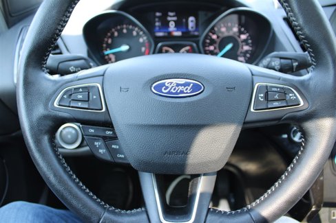 Used 2019 Ford Escape Titanium image 27