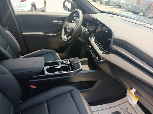 New 2026 Chevrolet Equinox LT w/ Convenience Package II image 23