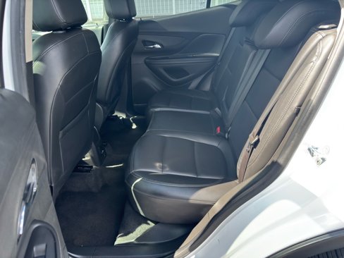 Used 2019 Buick Encore Essence image 16