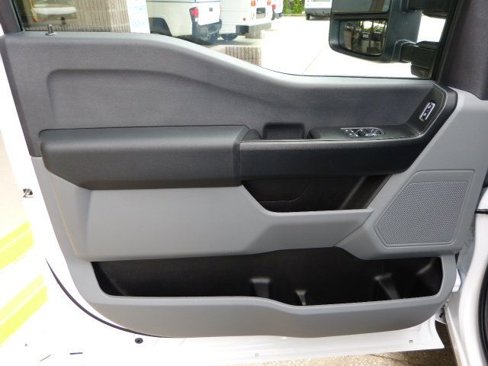 Used 2025 Ford F250 XLT w/ F-250 >10K GVWR Package image 18