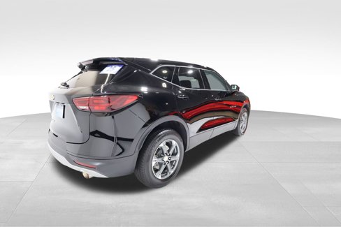 Certified 2025 Chevrolet Blazer LT image 4
