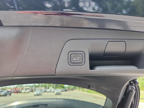 Certified 2023 Buick Envision Essence image 9
