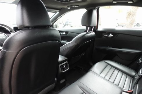 Used 2024 Kia Forte GT-Line w/ GT-Line Premium Package image 29