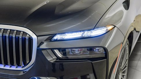 New 2026 BMW ALPINA XB7 image 10