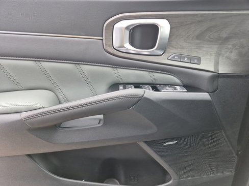New 2025 Kia Sorento SX Prestige w/ Sage Leather Package image 6