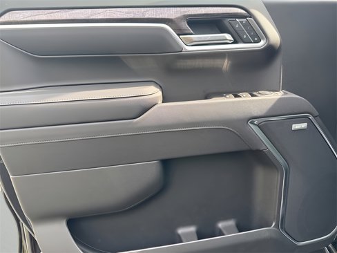 New 2025 Chevrolet Silverado 1500 LTZ w/ Technology Package image 20