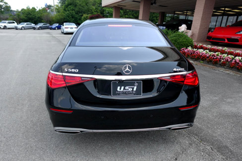Used 2022 Mercedes-Benz S 580 4MATIC Sedan image 3