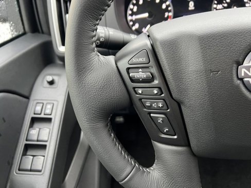 New 2025 Nissan Frontier SL image 23