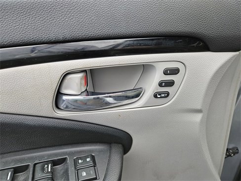 Used 2016 Honda Pilot Touring image 18