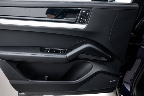 New 2025 Porsche Cayenne S image 20