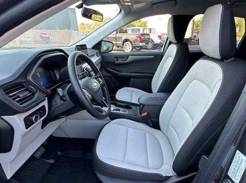 New 2026 Ford Escape Active image 12