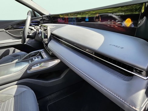 New 2025 Lincoln Nautilus Reserve w/ Jet Appearance Package image 15