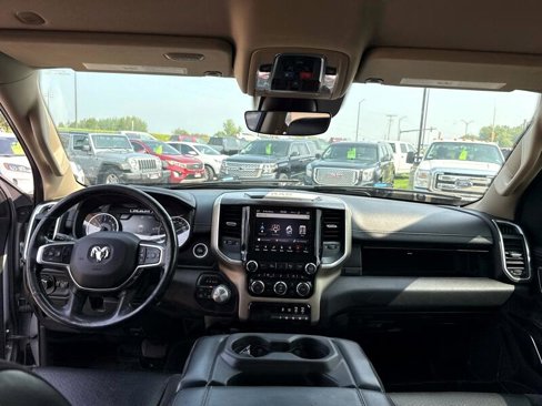 Used 2019 RAM 1500 Laramie image 35