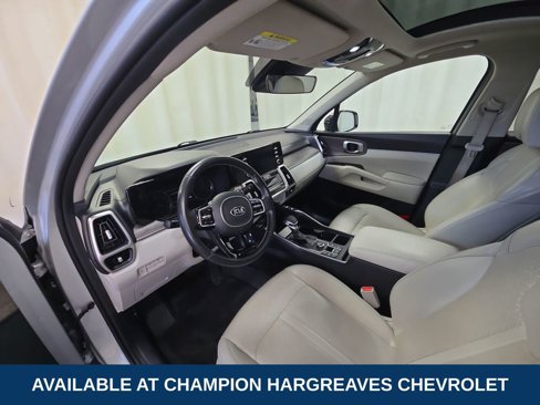 Used 2021 Kia Sorento EX w/ Panoramic Sunroof Package image 13