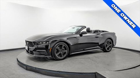 Used 2024 Ford Mustang Premium image 2