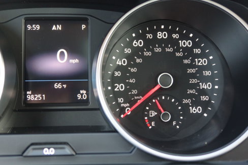 Used 2018 Volkswagen Tiguan SE image 12