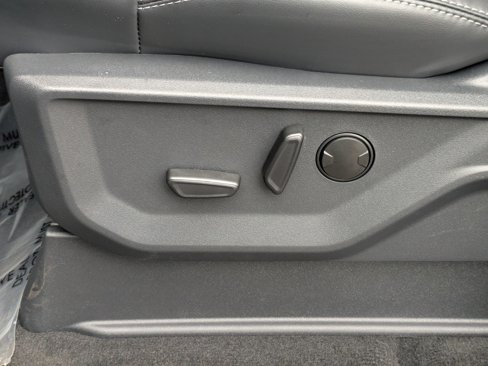 New 2025 Ford Expedition Max Platinum w/ Stealth Appearance Package image 13
