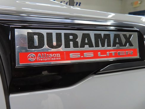 Used 2025 GMC Sierra 2500 AT4 image 59