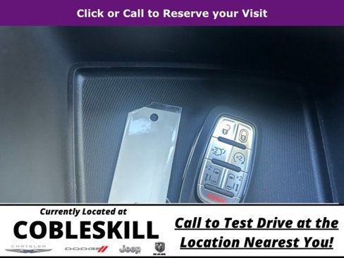 New 2026 Chrysler Pacifica Select image 27