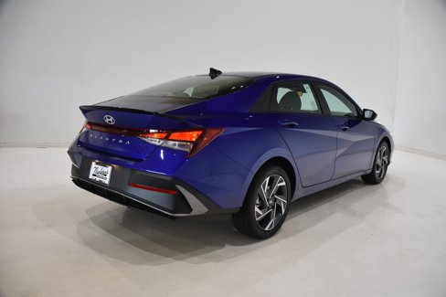 New 2025 Hyundai Elantra Sport w/ Cargo Package image 4