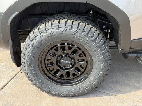 New 2025 Toyota Land Cruiser image 6