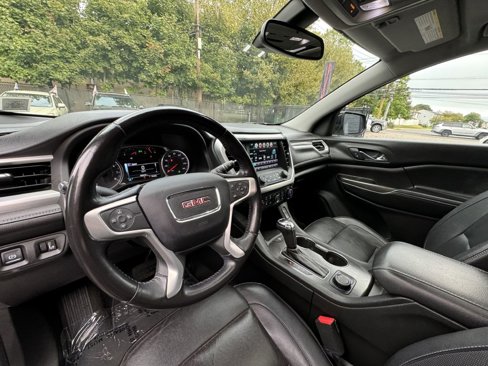 Used 2017 GMC Acadia SLT image 11