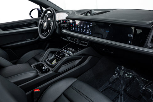 New 2025 Porsche Cayenne S image 23