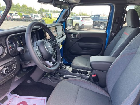 New 2025 Jeep Wrangler Unlimited Rubicon image 2