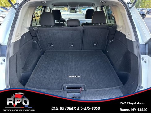Used 2021 Nissan Rogue SV image 17