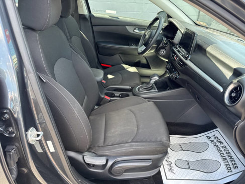 Used 2019 Kia Forte LXS image 19
