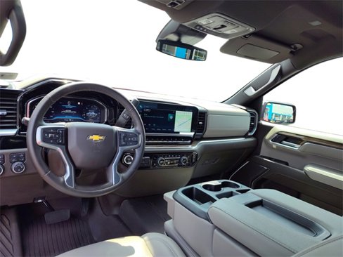 Used 2024 Chevrolet Silverado 1500 LT image 16