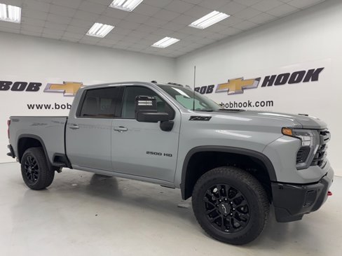 Used 2025 Chevrolet Silverado 2500 LTZ w/ Trail Boss Package image 3