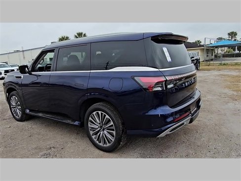 New 2025 INFINITI QX80 Sensory image 16
